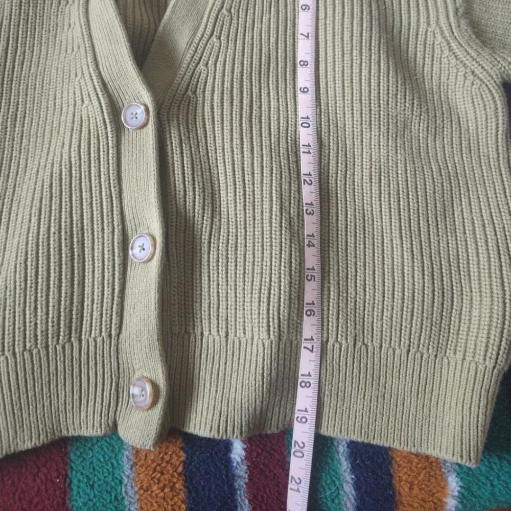 Quince Organic Cotton Fisherman Boxy Cropped Cardigan, Herb Green - Picture 3 of 4